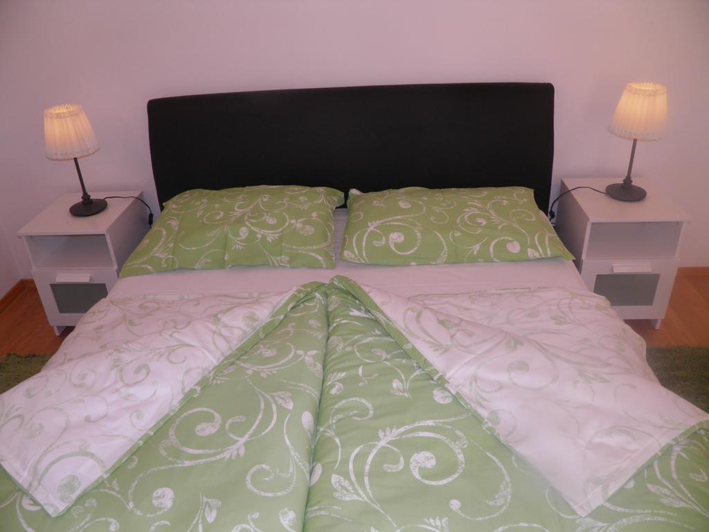 Apartments Perla Dinjiška Dış mekan fotoğraf